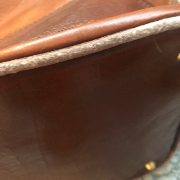 Valentina Italian leather bucket bag - Picture 6 of 6